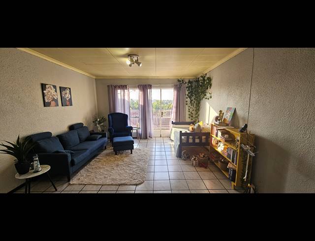2 BEDROOM TOWNHOUSE FOR SALE IN RANDHART